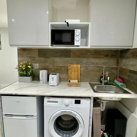Guest&Rest Elite 2 Apartment London Exterior photo